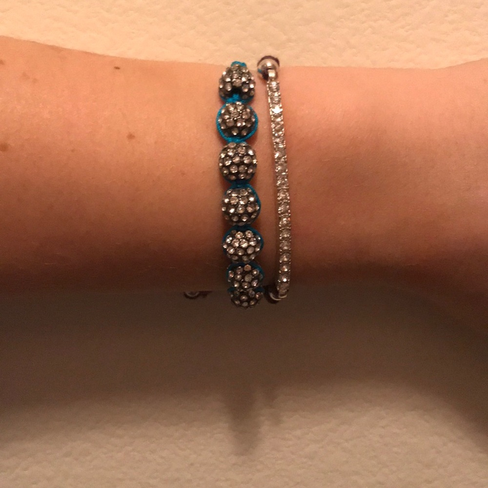 Set of two adjustable bracelets with crystals
